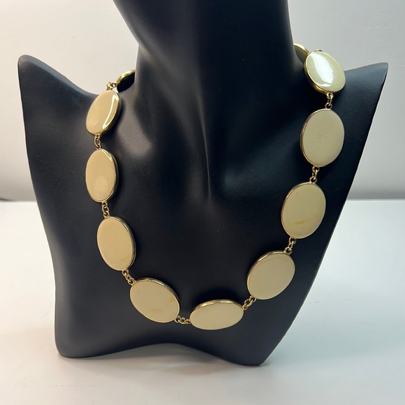 Vintage Cream Black Two Sided Necklace with Clip and Pierced Earrings Lot - Picture 3 of 16